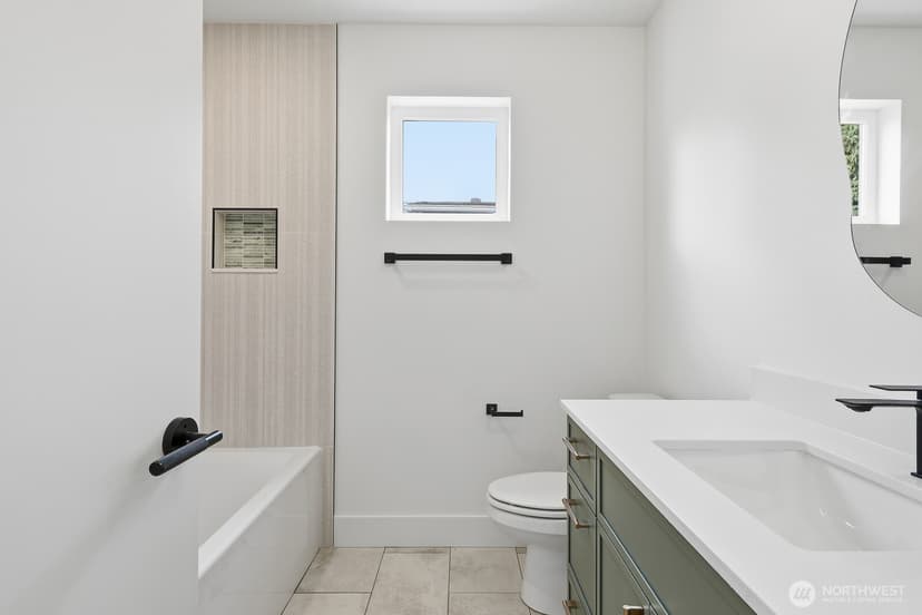 Property photo for 1109 NW 65th Street, Seattle photo 9