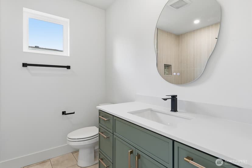 Property photo for 1109 NW 65th Street, Seattle photo 10