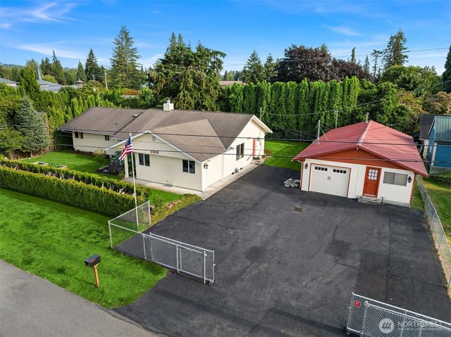 Property photo for 5004 73rd Place NE, Marysville