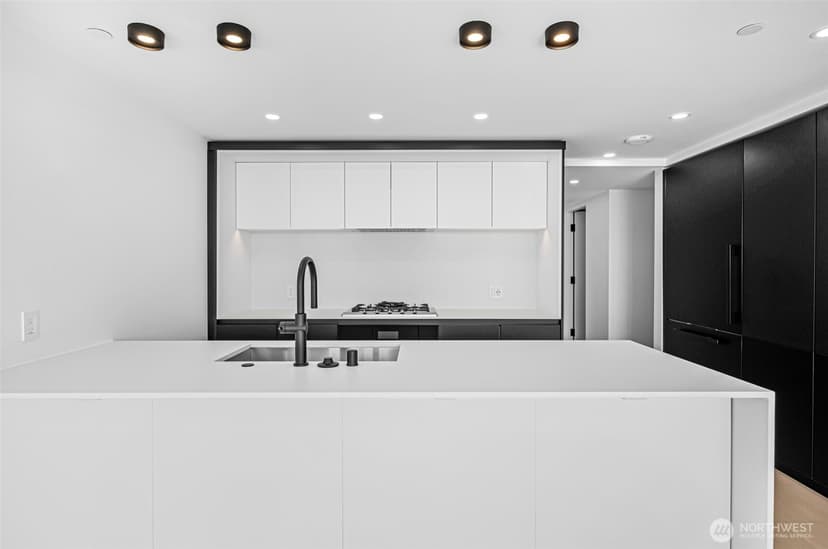 Property photo for 300 Virginia Street #4111, Seattle photo 9