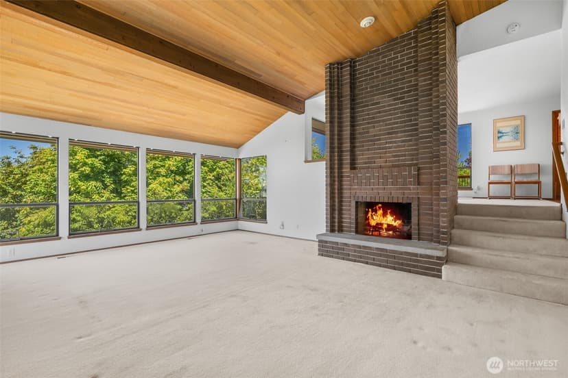 Property photo for 602 S 288th Lane, Federal Way photo 6