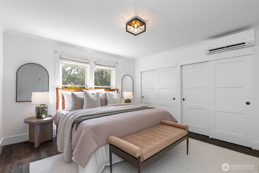 Property photo for 2815 8th Avenue W, Seattle photo 15
