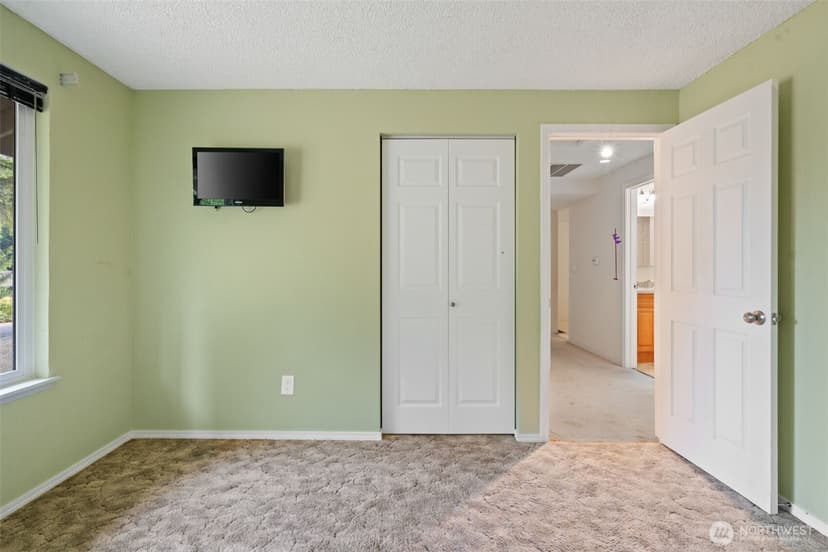 Property photo for 9565 Emerald Drive SE, Port Orchard photo 11