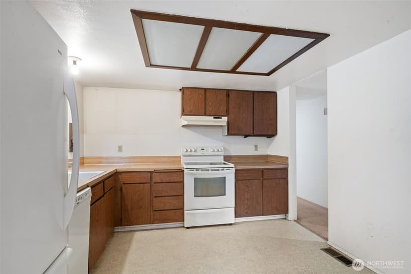 Property photo for 9565 Emerald Drive SE, Port Orchard photo 9