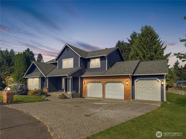 Property photo for 18608 117th Avenue SE, Snohomish photo 2