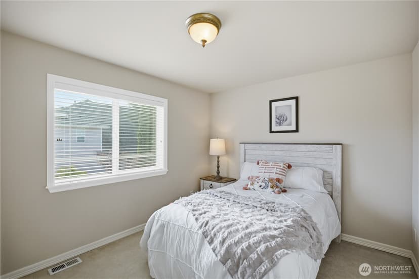 Property photo for 617 SW 361st Street, Federal Way photo 24
