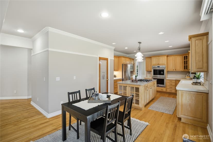 Property photo for 617 SW 361st Street, Federal Way photo 12