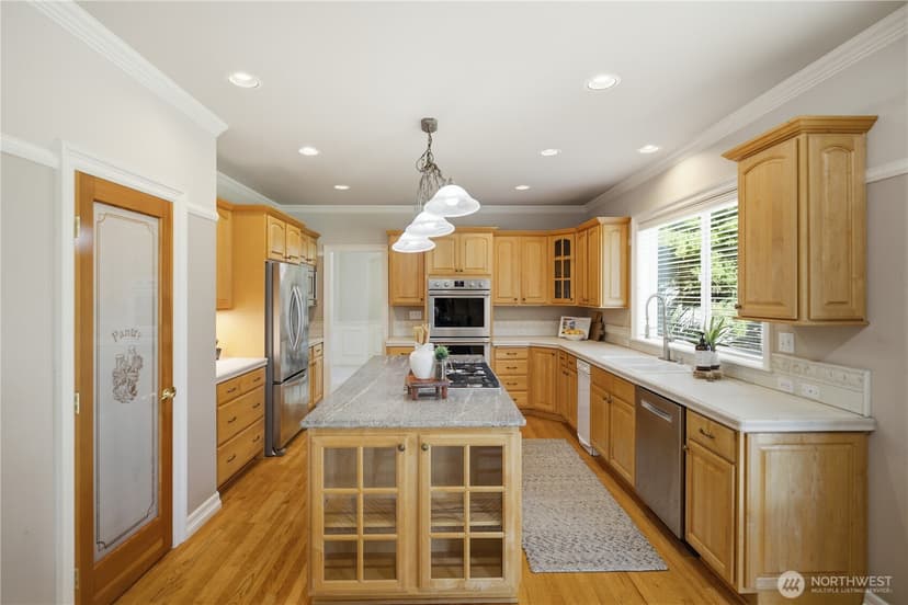 Property photo for 617 SW 361st Street, Federal Way photo 11