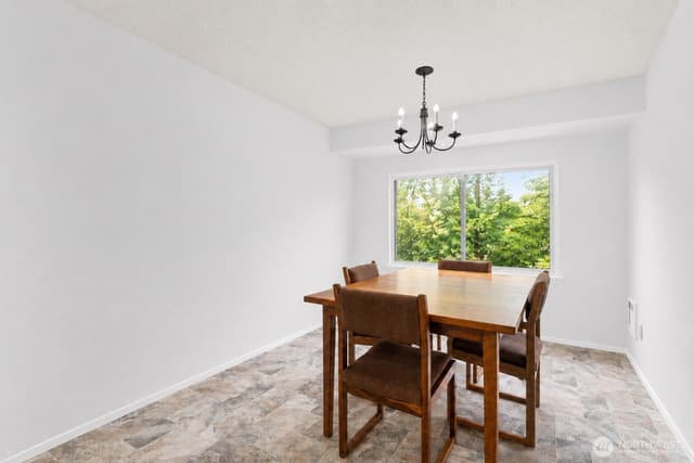 Property photo for 149 S 329th Place #B, Federal Way photo 4