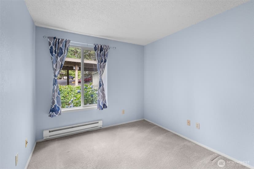 Property photo for 149 S 329th Place #B, Federal Way photo 9