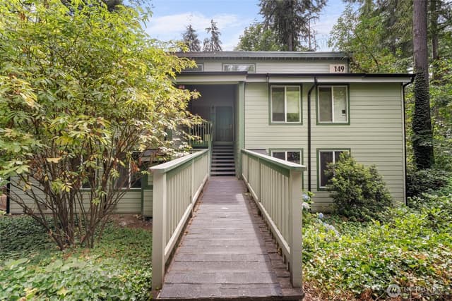Property photo for 149 S 329th Place #B, Federal Way