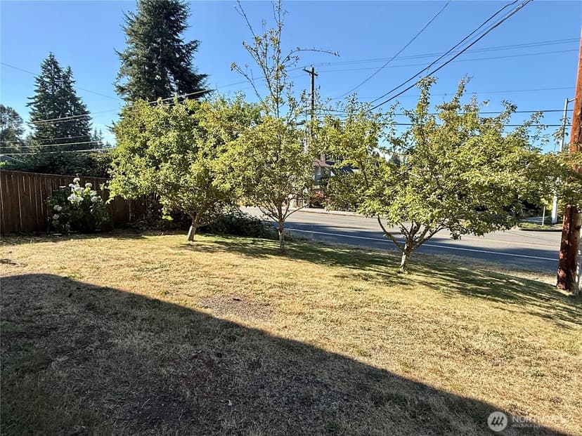 Property photo for 11002 24th Drive SE, Everett photo 5
