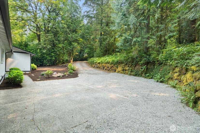 Property photo for 14629 255th Avenue SE, Issaquah photo 36