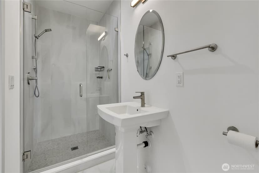 Property photo for 1778 A Alki Avenue SW, Seattle photo 15