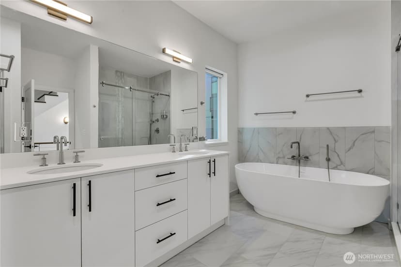 Property photo for 1778 A Alki Avenue SW, Seattle photo 18