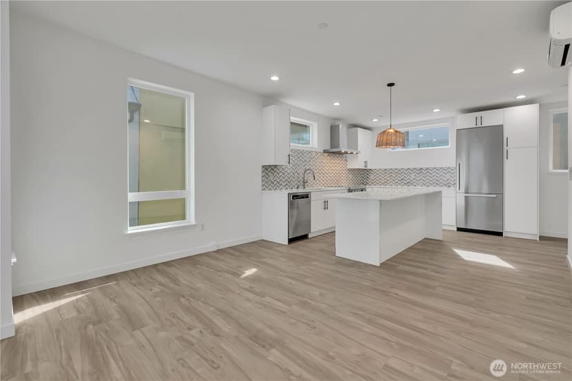 Property photo for 1778 A Alki Avenue SW, Seattle photo 30