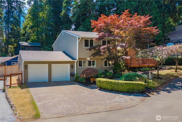 Property photo for 2421 NE 180th Street, Shoreline photo 2