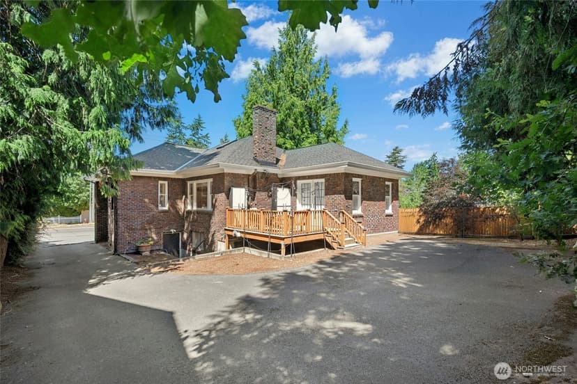 Property photo for 10124 3rd Avenue NW, Seattle photo 40