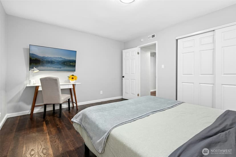 Property photo for 10124 3rd Avenue NW, Seattle photo 34