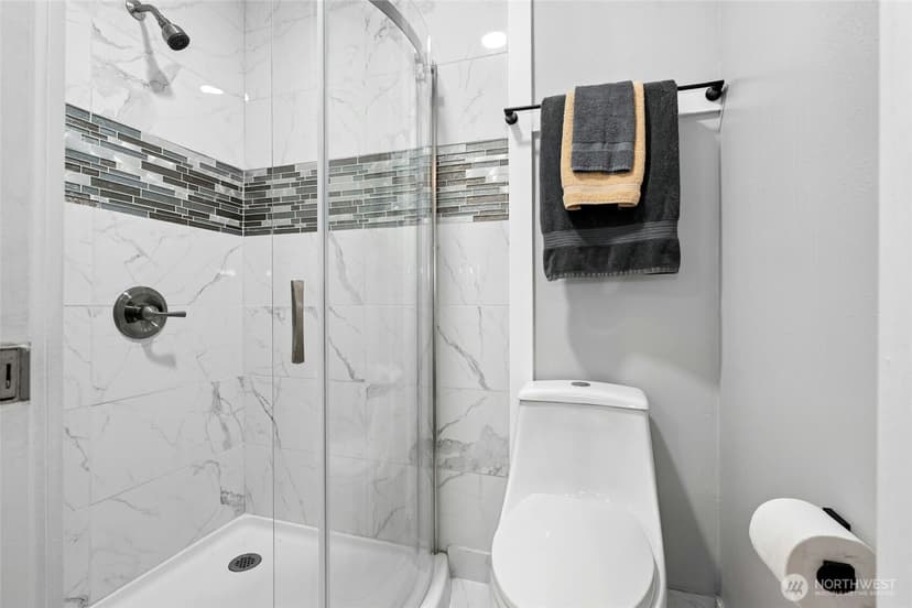 Property photo for 10124 3rd Avenue NW, Seattle photo 30