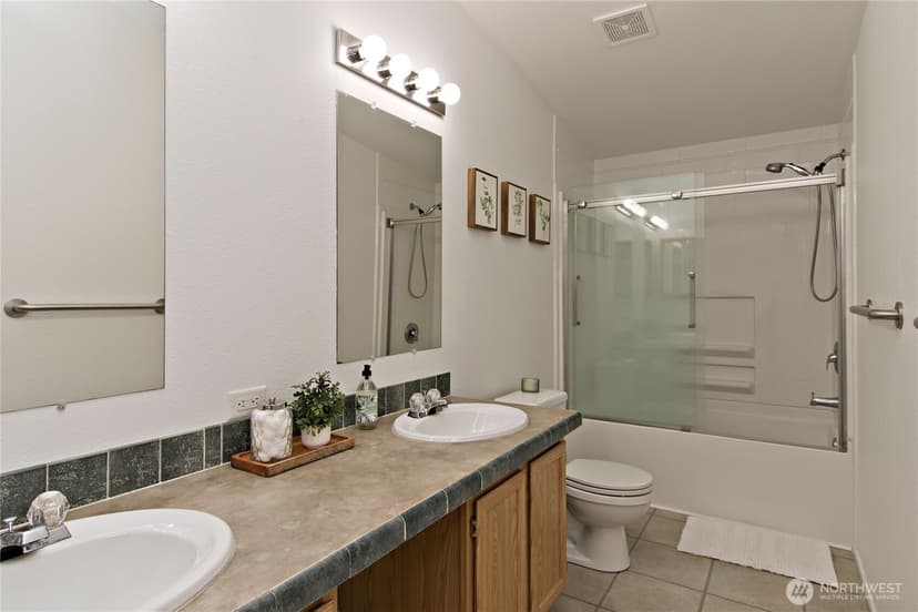 Property photo for 22003 SE 272nd Place, Maple Valley photo 16