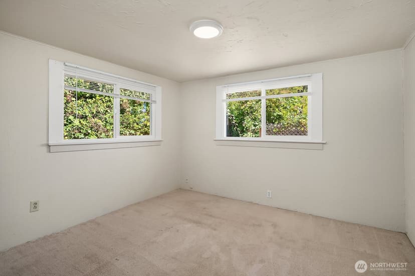 Property photo for 2728 60th Avenue SE, Mercer Island photo 19