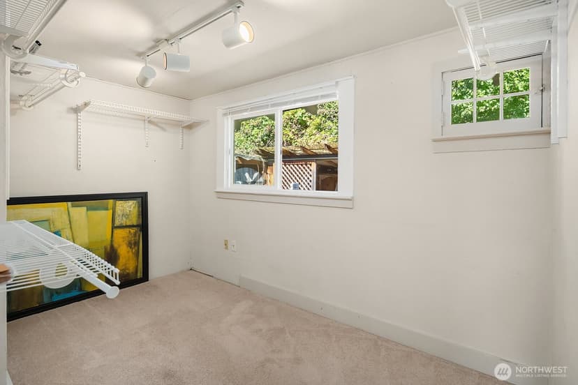 Property photo for 2728 60th Avenue SE, Mercer Island photo 20