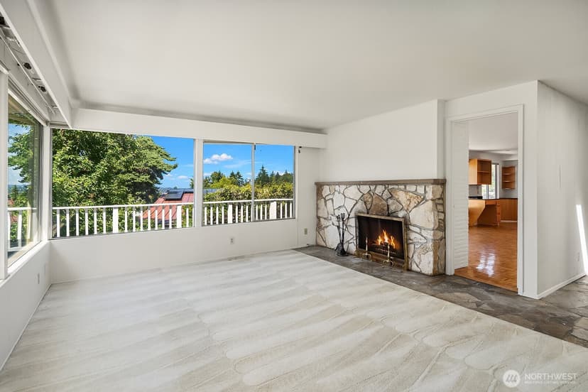 Property photo for 3621 81st Avenue SE, Mercer Island photo 4