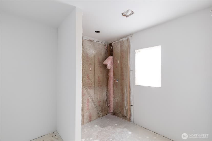 Property photo for 5752 NE 62nd Street, Seattle photo 24