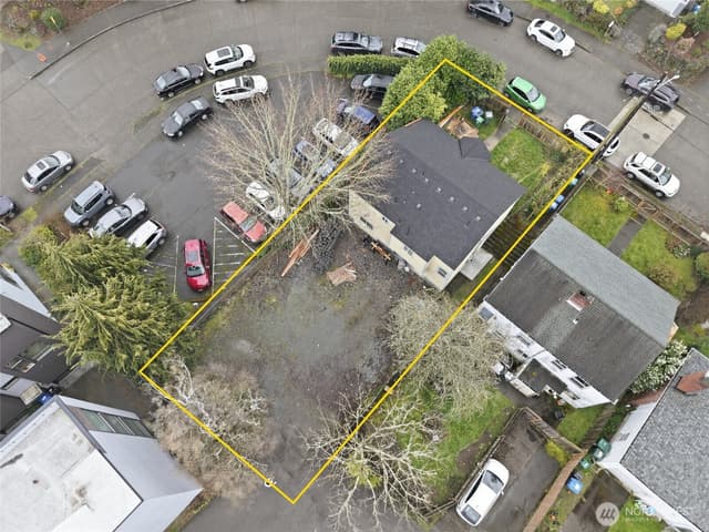 Property photo for 5752 NE 62nd Street, Seattle photo 3