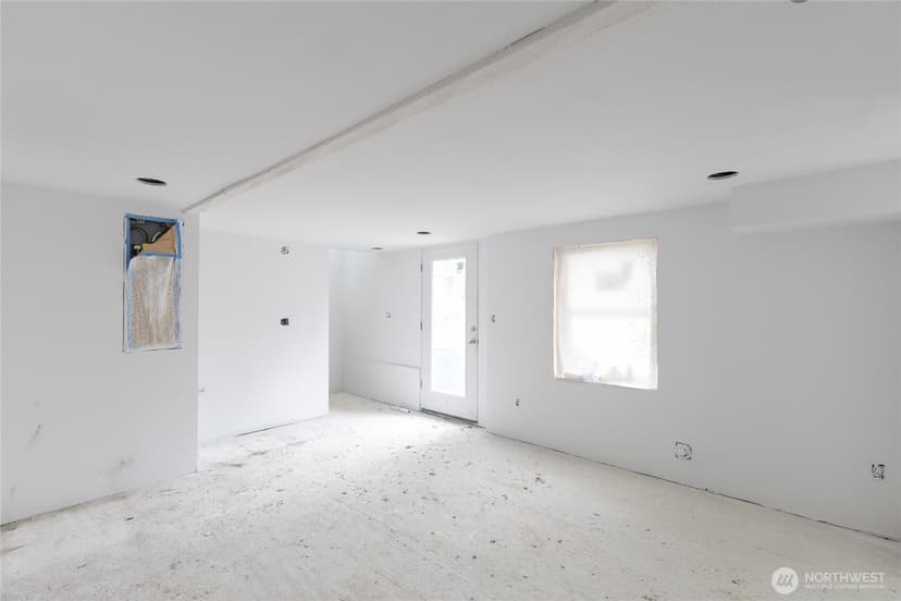 Property photo for 5752 NE 62nd Street, Seattle photo 17
