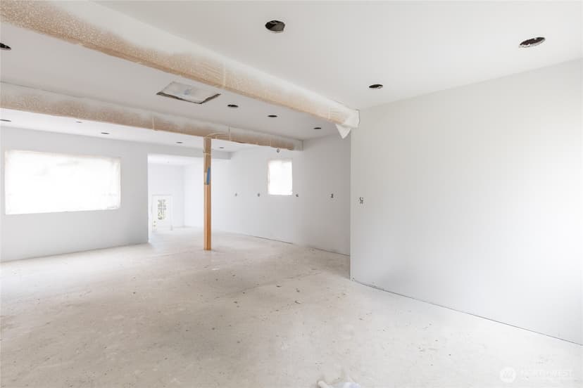Property photo for 9617 15th Avenue NE, Seattle photo 22