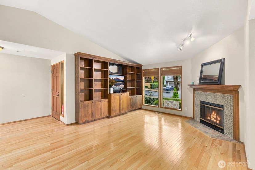 Property photo for 11615 NE 100th Street, Kirkland photo 16