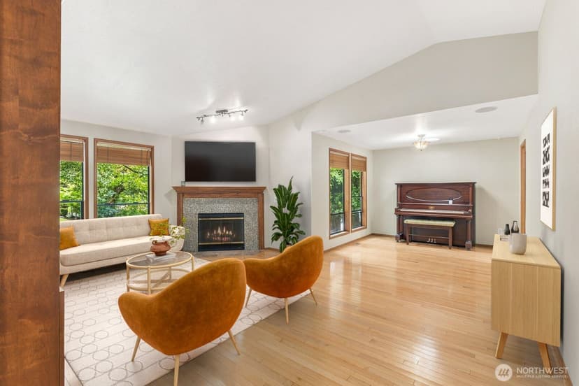 Property photo for 11615 NE 100th Street, Kirkland photo 4