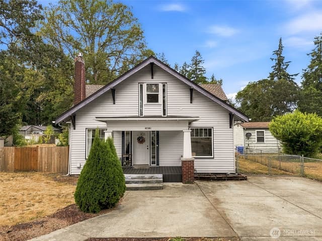 Property photo for 14416 Portland Avenue SW, Lakewood photo 2