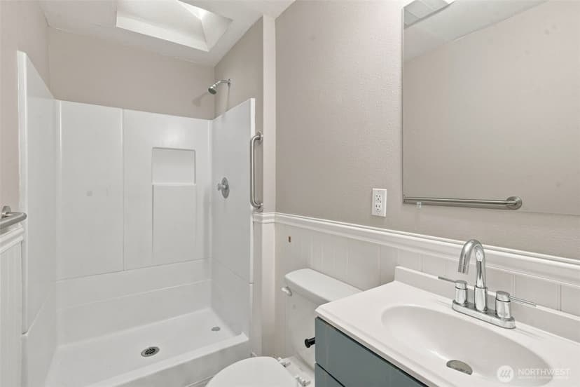 Property photo for 483 NE Conifer Drive, Bremerton photo 25