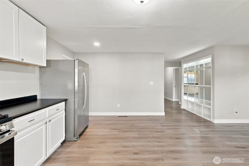 Property photo for 483 NE Conifer Drive, Bremerton photo 13
