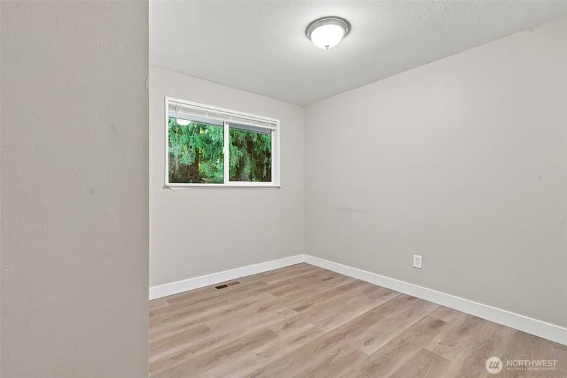 Property photo for 483 NE Conifer Drive, Bremerton photo 22