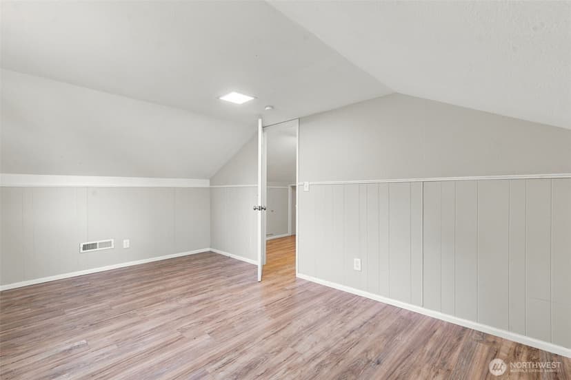 Property photo for 483 NE Conifer Drive, Bremerton photo 16