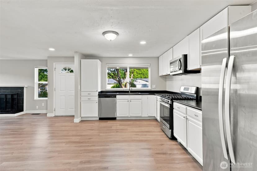 Property photo for 483 NE Conifer Drive, Bremerton photo 12