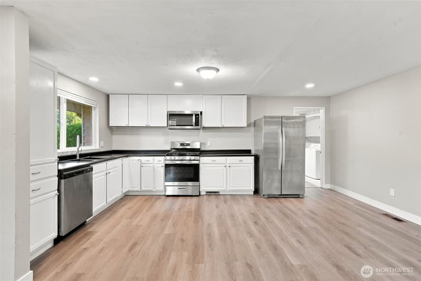 Property photo for 483 NE Conifer Drive, Bremerton photo 10