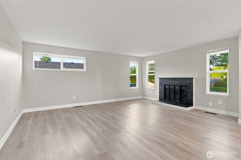 Property photo for 483 NE Conifer Drive, Bremerton photo 5