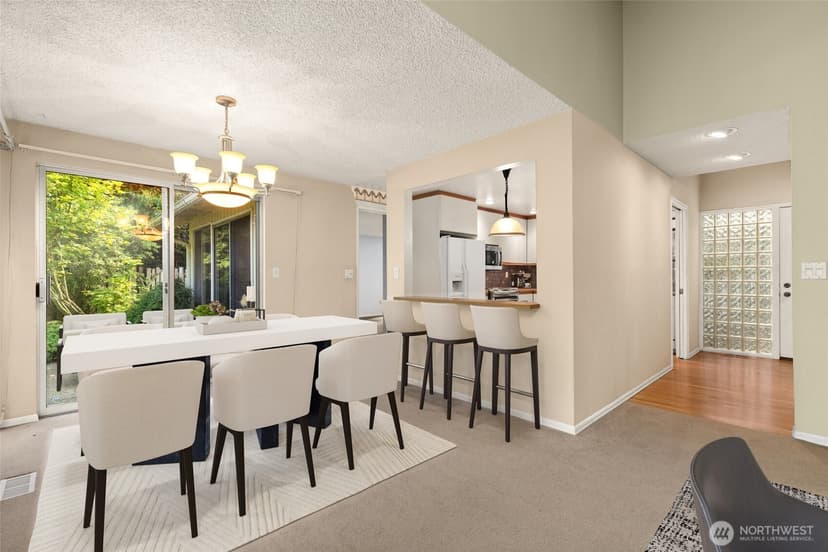 Property photo for 16442 NE 105th Place, Redmond photo 8