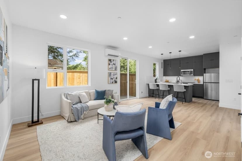 Property photo for 1214 NE 100th Street, Seattle photo 12