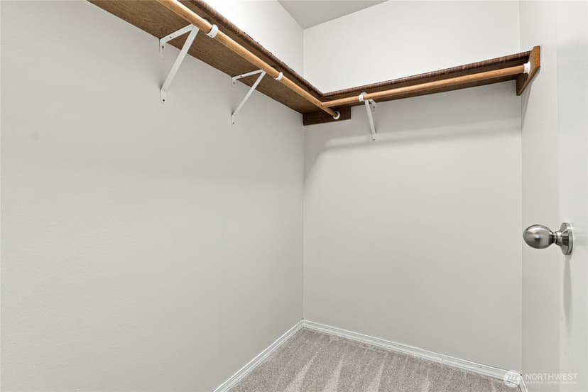 Property photo for 4704 60th Drive NE, Marysville photo 10
