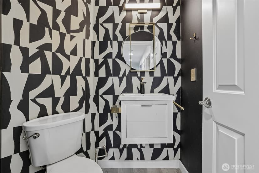 Property photo for 8139 4th Avenue SW, Seattle photo 9