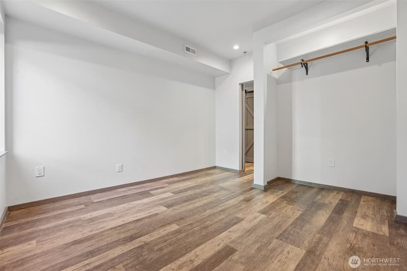 Property photo for 8139 4th Avenue SW, Seattle photo 32