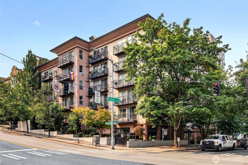 Property photo for 1323 Boren Avenue #212, Seattle photo 28