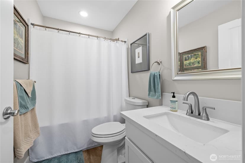 Property photo for 1116 Ocean Shores Boulevard SW, Ocean Shores photo 18