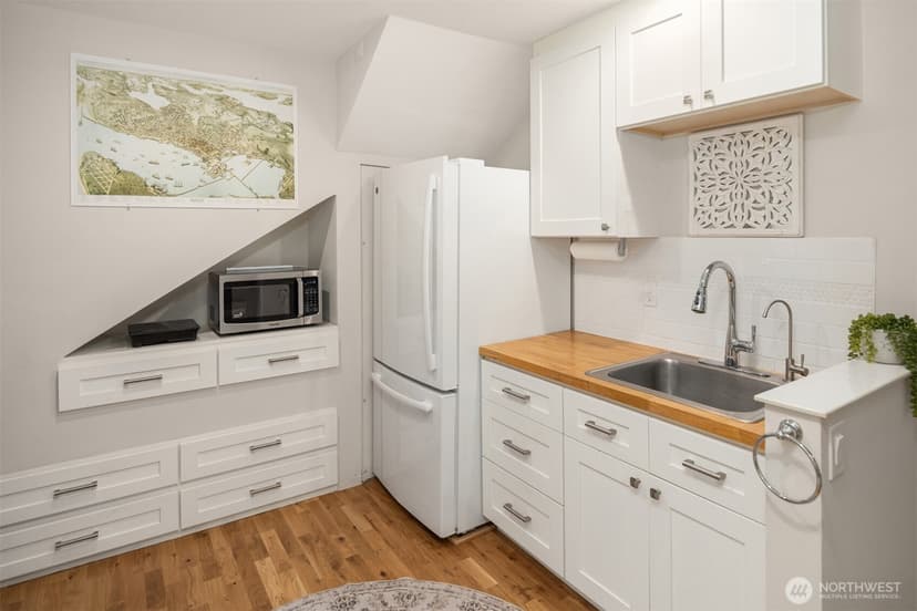Property photo for 822 W Fulton Street, Seattle photo 27